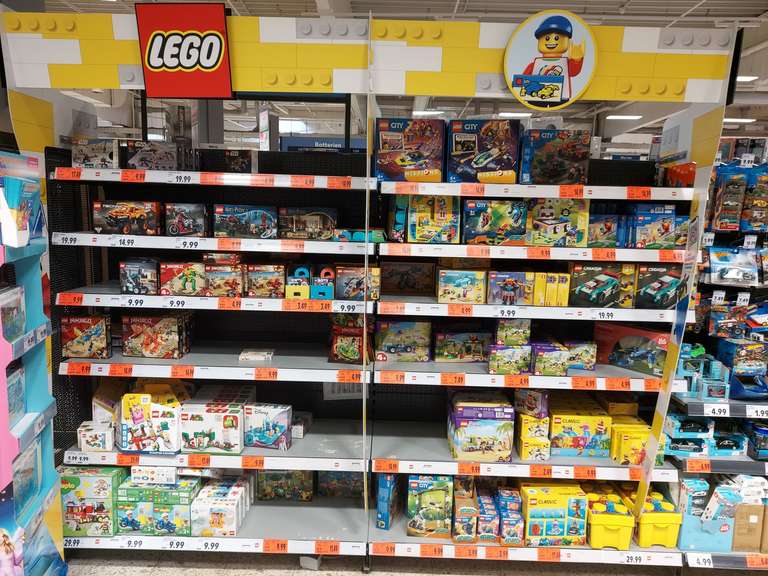Lego 50% Rabatt zu UVP - Lokal Strausberg Kaufland