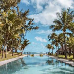 Mauritius: ab 7 Nächte | 5*Outrigger Mauritius Beach Resort | Vollpension | 63qm Beachfront-Zimmer ab 1595€ für 2 | nur Hotel | bis März 25