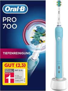Oral-B Pro 700 Tiefenreinigung Elektrische Zahnbürste (hellblau/weiß, Micro-Pulse Borsten) [Amazon IT]