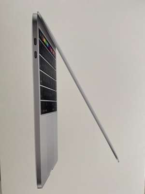 Apple MacBook Pro (13 Zoll,2019,4x Thunderbolt) MV992D/A für 1077€ bei Conrad in Essen! Preis gilt aber nur vor Ort!