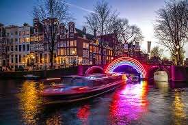 2 Personen / 1 Nacht 4* Hotel am Wochenende Amsterdam Festival of Lights vom 2. Dezember 2021 bis 23. Januar 2022