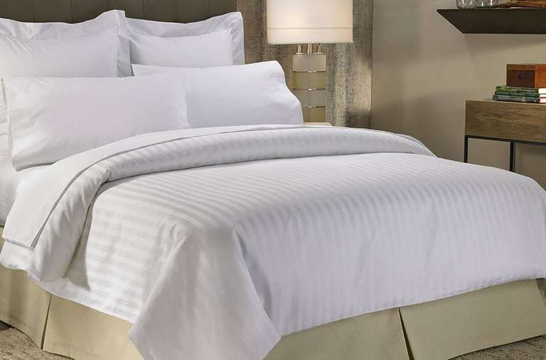 Marriott Bett Paket mit Bettdecken etc. 2000€ günstiger