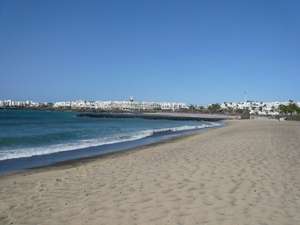 Reise: 1 Woche Lanzarote ab Weeze (Flug, Transfer, gutes Apartment) 160,- € p.P. (Dezember)
