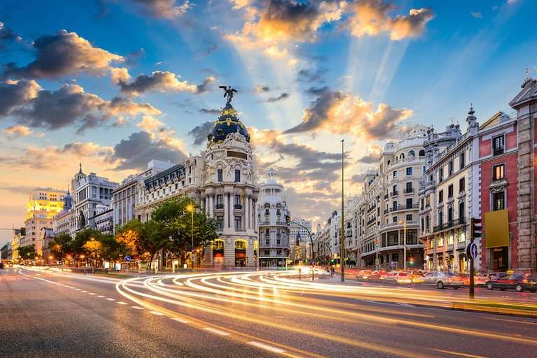 Madrid: Nonstop Flüge ab 85€ mit Iberia Express von Berlin (Nov-Jan)