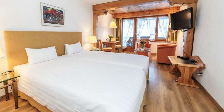 Klosters, Schweiz: ab 2 Nächte | Halbpension mit 3-Gang-Menü | Superior-Balkonzimmer 300,40€ für 2 Personen | Hotel Steinbock | bis 20. Dez.