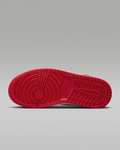 Nike Air Jordan 1 High OG „Satin Bred“ bei Nike im Sale