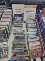 Lokal: Marl Saturn Reduzierte Filme, Serien und CDs u.a. The Boy behind the Door Mediabook für 15 €