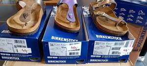 (Lokal Berlin) Birkenstock, Adidas, Asics / Onitsuka Tiger, Clarks und weitere Schuhmarken bis zu 50% reduziert