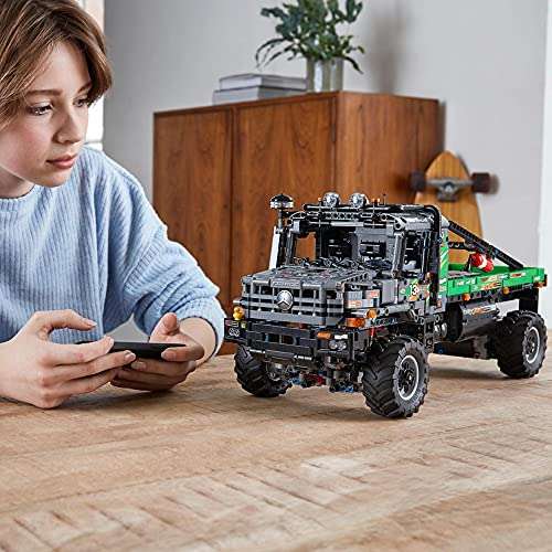LEGO Technic - 4x4 Mercedes-Benz Zetros Offroad-Truck (42129) für 177,40€ inkl. Versandkosten (Amazon)