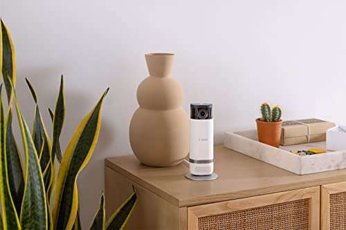 Bosch Smart Home Eyes Innenkamera II, WLAN Überwachungskamera mit intelligenter Personenerkennung Alarmsirene Privatsphäre-Modus - Prime Day