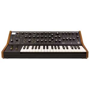 MOOG Subsequent 37 Analog Synthesizer