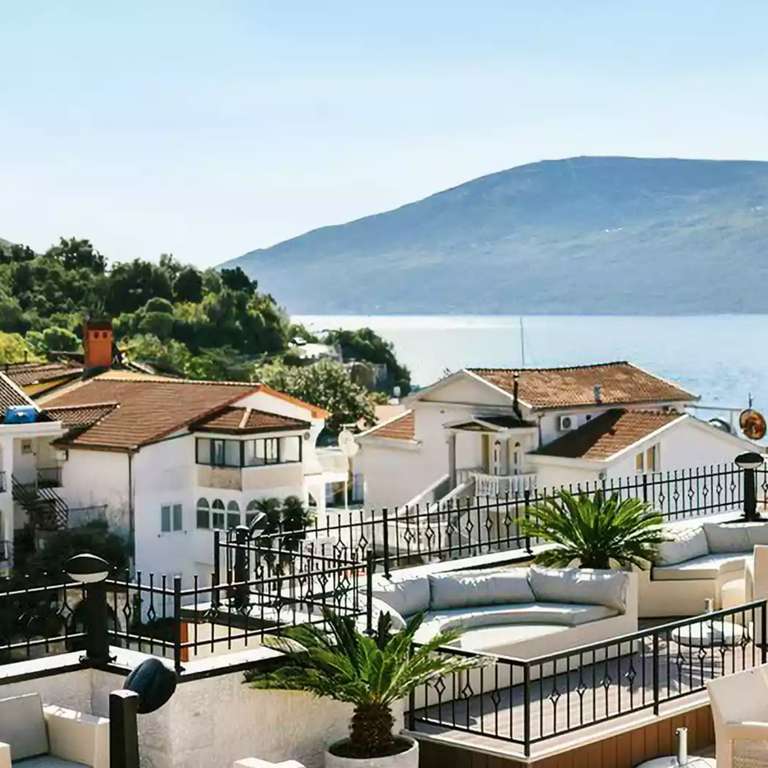 Kotor Bay, Montenegro: z.B. 7 Nächte inkl. Halbpension im 4*ACD Wellness & Spa Hotel ab 135€ p.P. / Reisedauer flexibel 3-21 Tage / bis Dez.