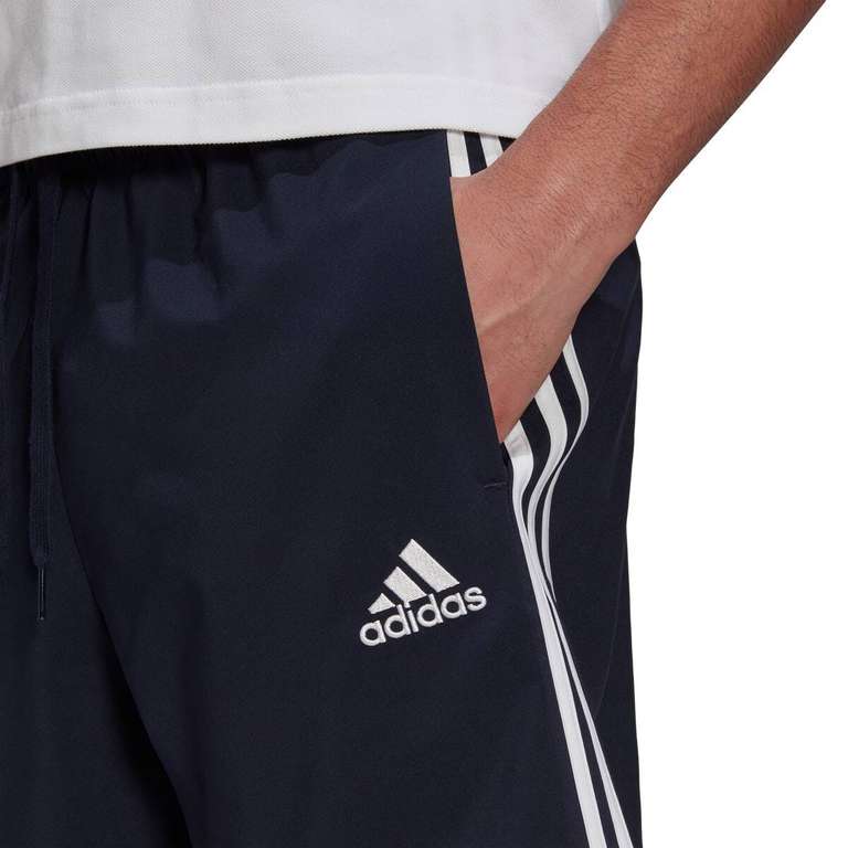 Adidas AEROREADY Essentials Chelsea 3-Stripes Shorts (Gr. S & M)