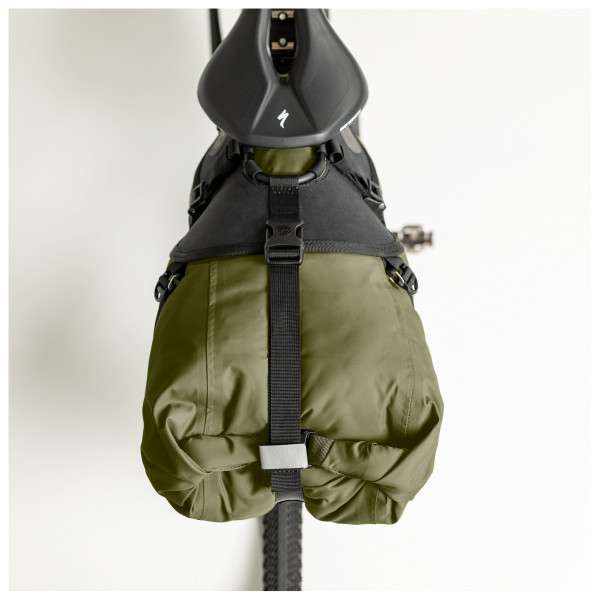 Fjällräven X Specialized Seatbag Drybag 16l - passendes Harness für 107,06€ (VPG 126€)