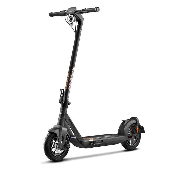 NIU Leichtester E-Scooter (Karbonfaser) mit Straßenzulassung KQi Air / Air X für 999€ / 1399€ statt 1399€ / 1799€