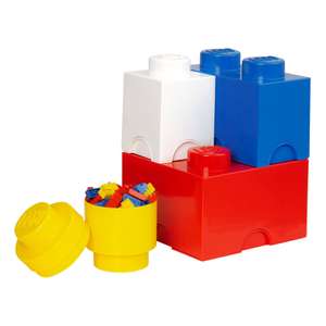 Riesiger Room Copenhagen LEGO Storage Brick Sale mit Boxen, Wandregalen, Garderobe, Kühlschrankmagnete etc