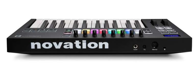 Novation Launchkey 25 MK3, USB/MIDI Keyboard Controller mit 25 anschlagdynamischen Tasten für 114€ [Elevator]