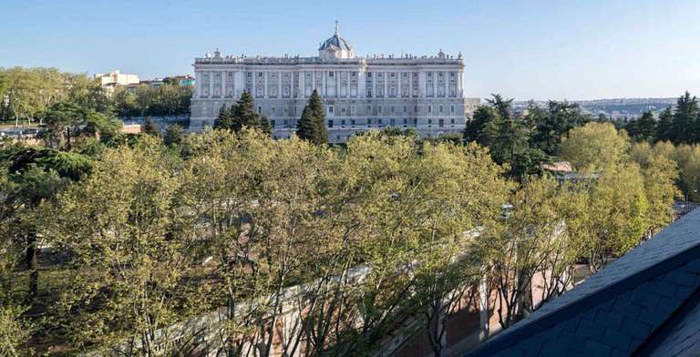 Madrid: Hotel Principe Pio | Doppelzimmer inkl. Frühstück & Flasche Cava ab 82€ für 2 Personen