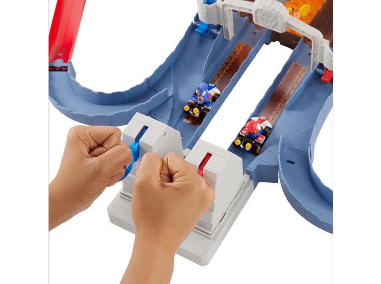 SMYTHS Toys - Hot Wheels Mario Kart Bowsers Festung