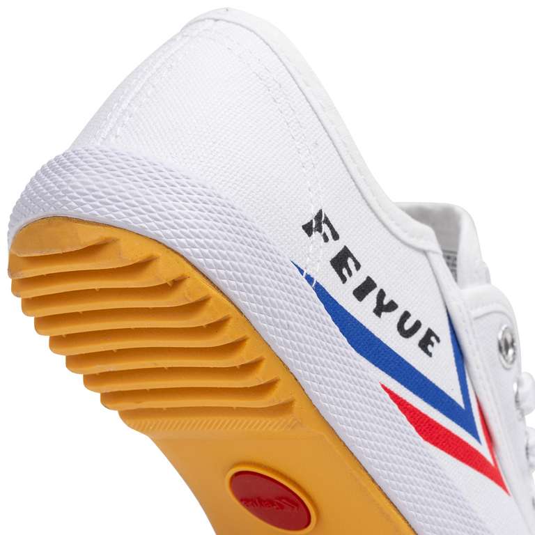 Feiyue Sneaker für Kinder (Gr. 29 - 33) in verschiedenen Farben für 10,10€ + 3,95€ Versand
