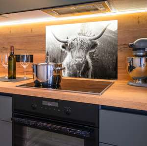 Personalisierter Spritzschutz für die Küche aus hitzebeständigem Aluminium ab 23,05€ inkl. Versand | 3 Millimeter dick | 30x60cm - 120x90cm