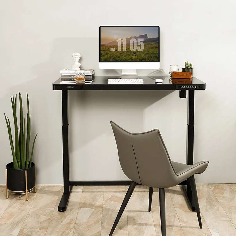 FlexiSpot Elektrisch Höhenverstellbarer Schreibtisch EG8 für 249,99€ inkl. Versand | Schwarz | USB-Ladeanschlüsse | Tragfähigkeit 50kg